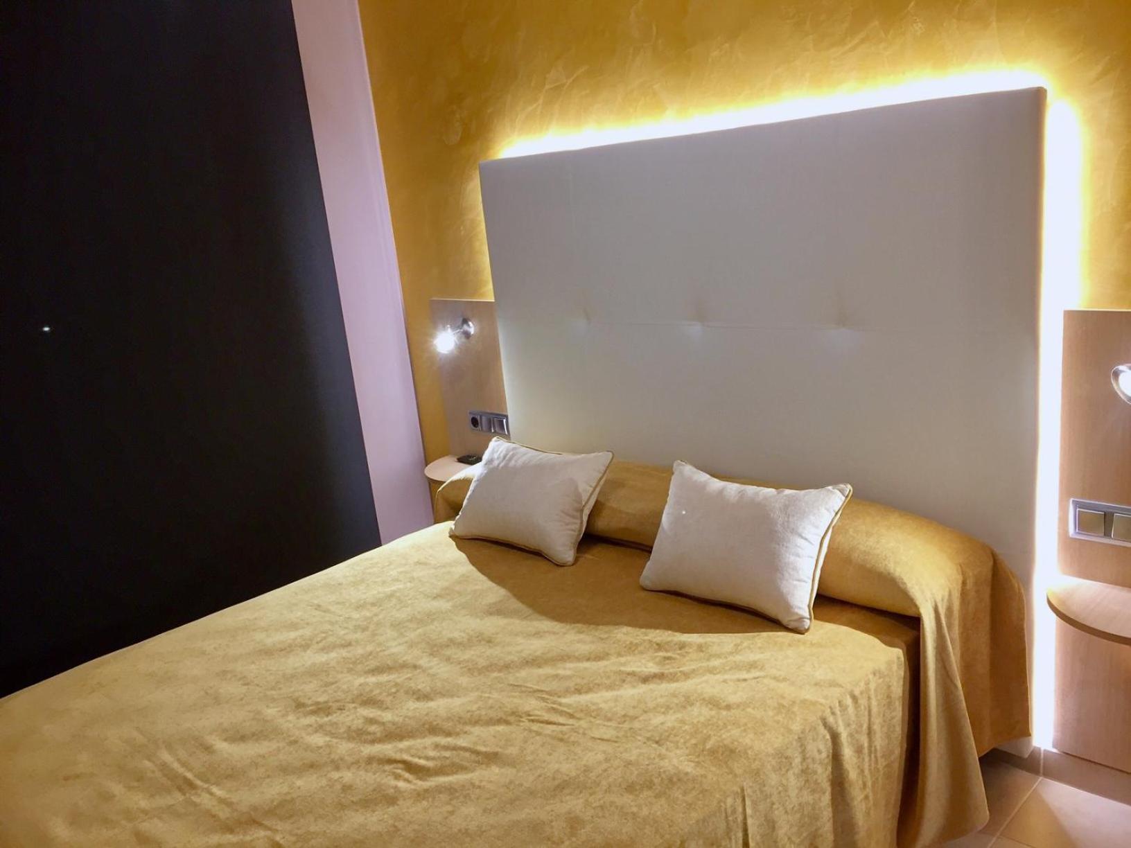 Rnet - Apartments Roses Port Trebol Kültér fotó